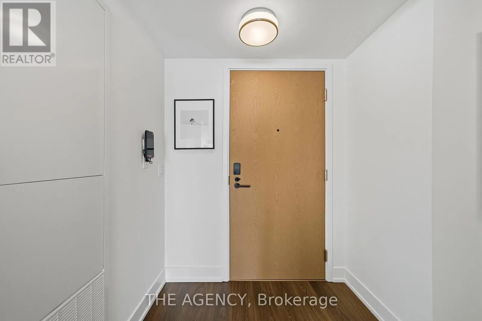 2104 - 10 EVA ROAD