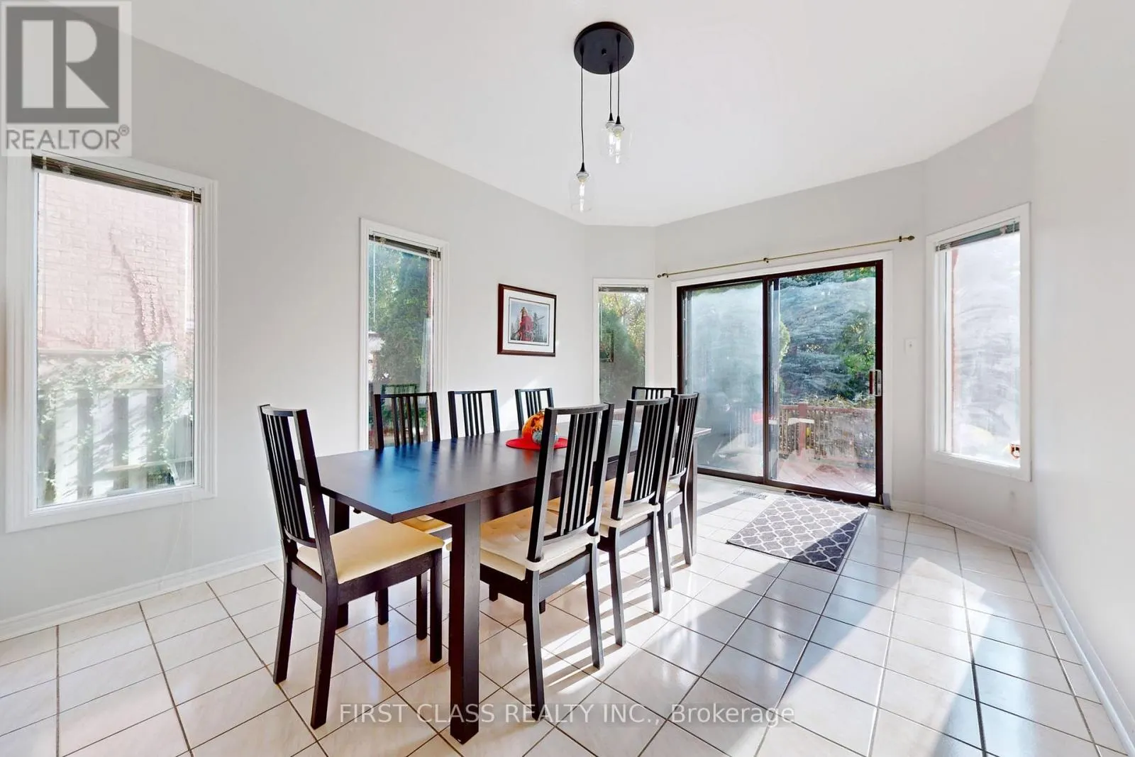 7 KENPARK AVENUE