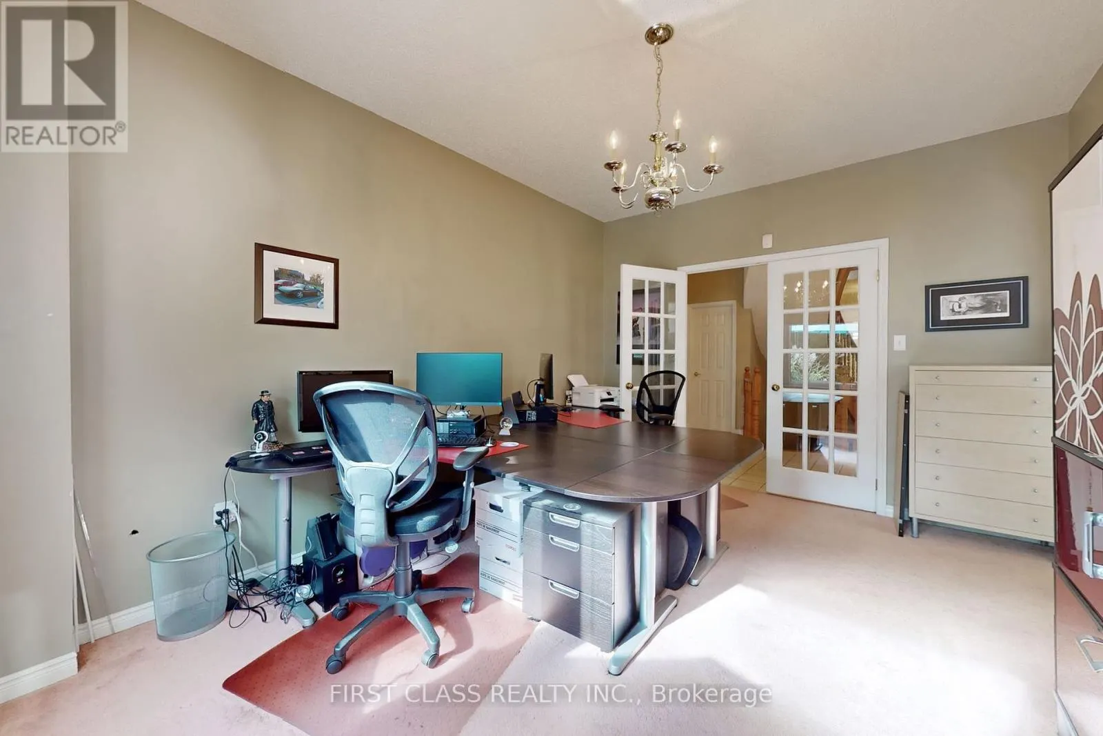 7 KENPARK AVENUE
