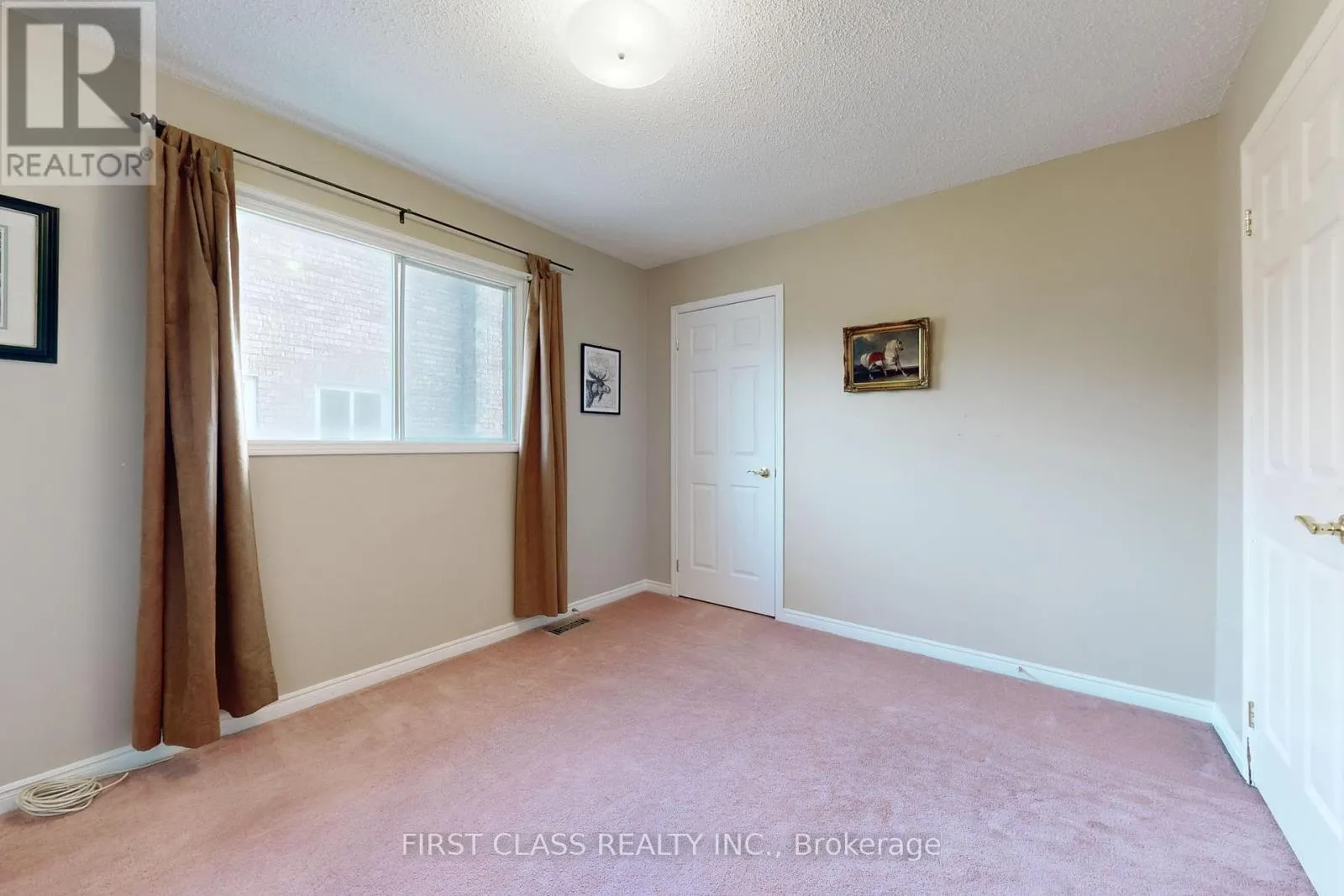 7 KENPARK AVENUE
