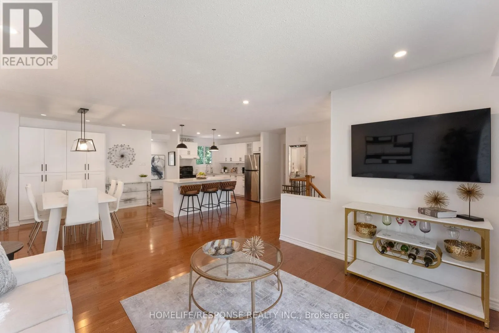 2112 SOUTH MILLWAY
