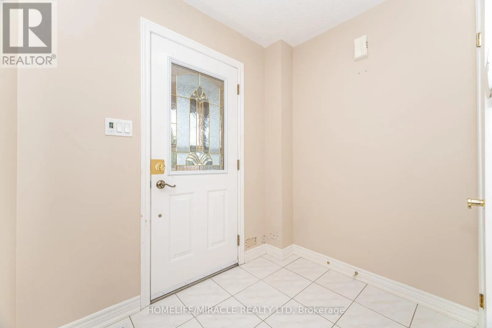 7064 WALWORTH COURT