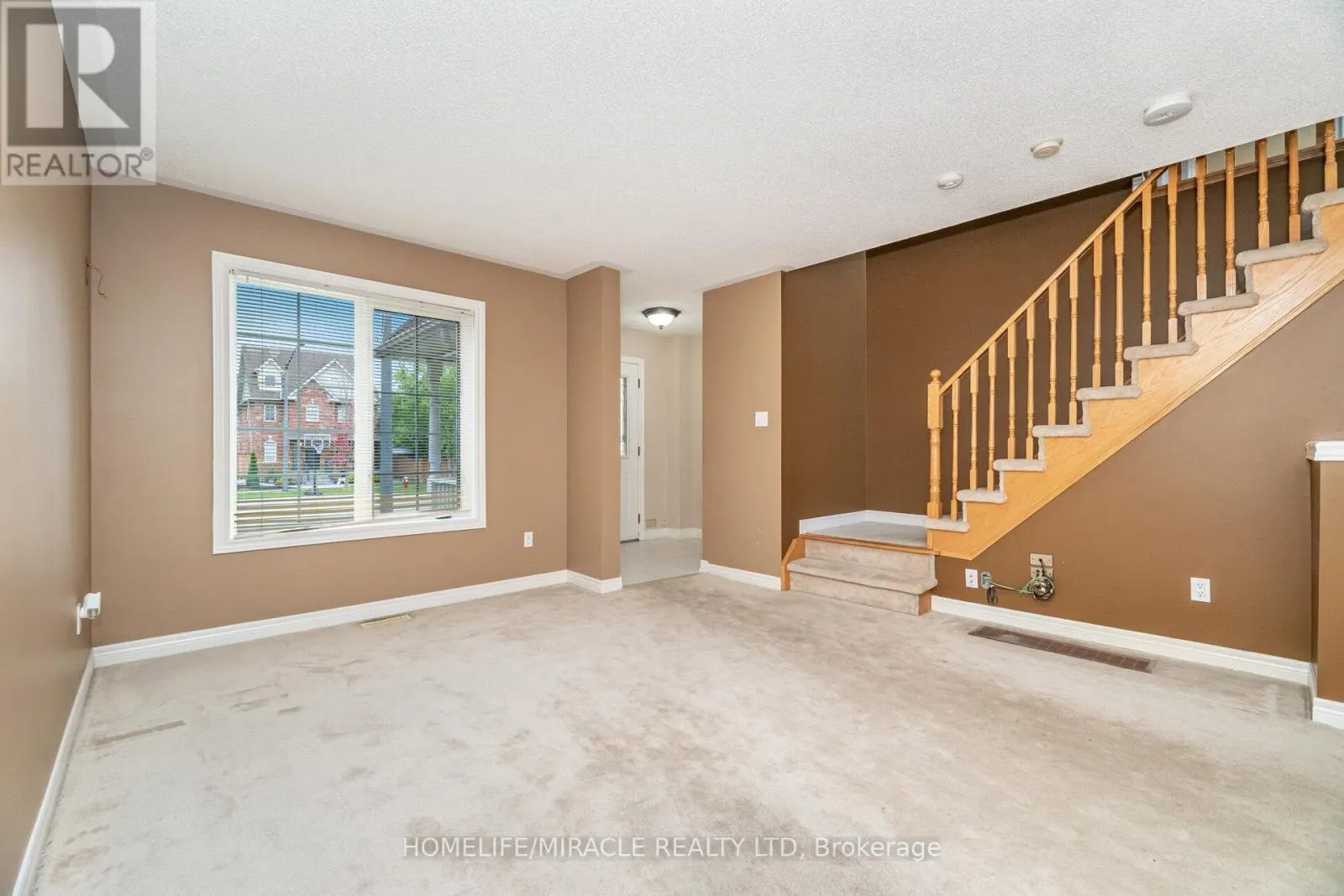 7064 WALWORTH COURT