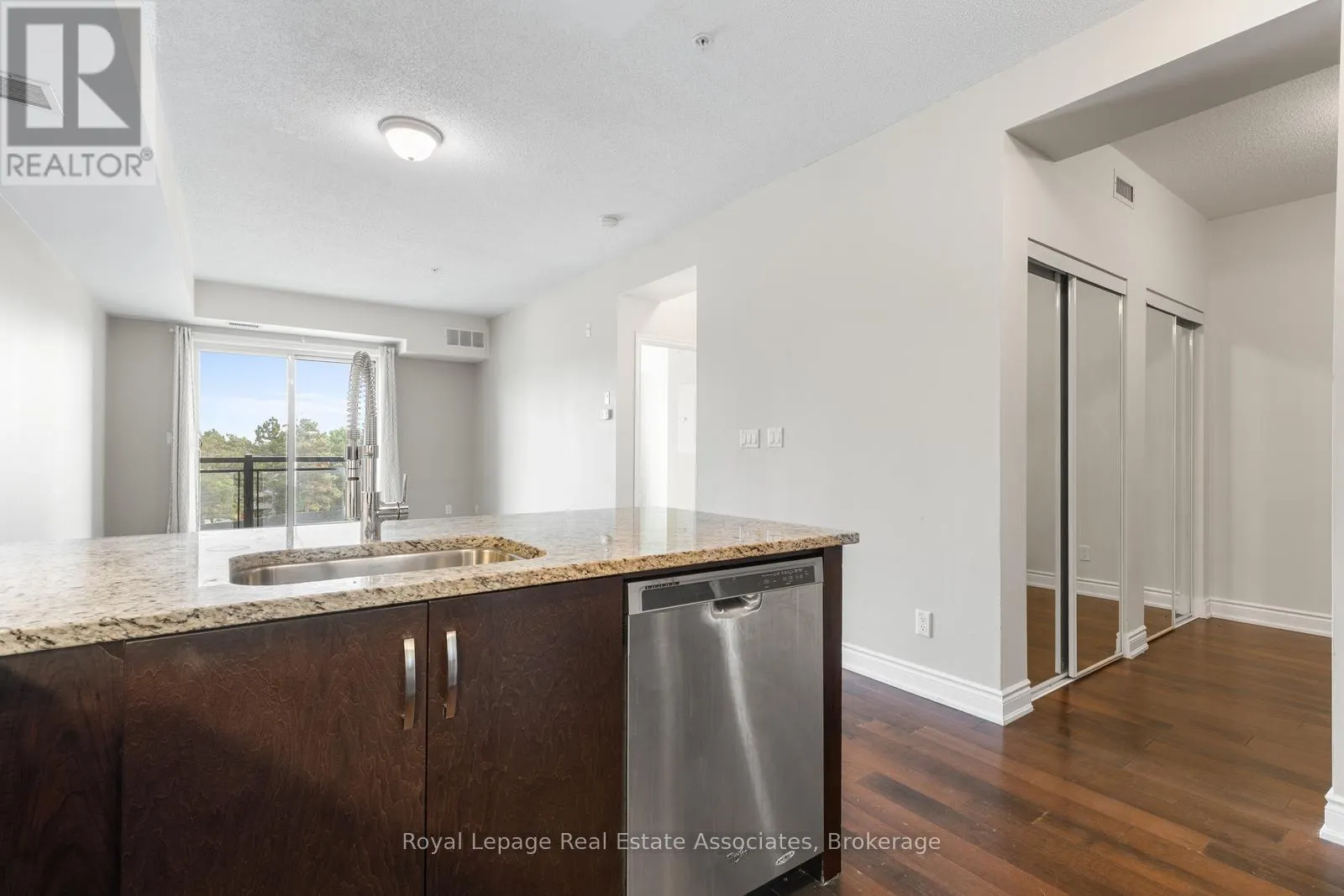 333 - 3170 ERIN MILLS PARKWAY