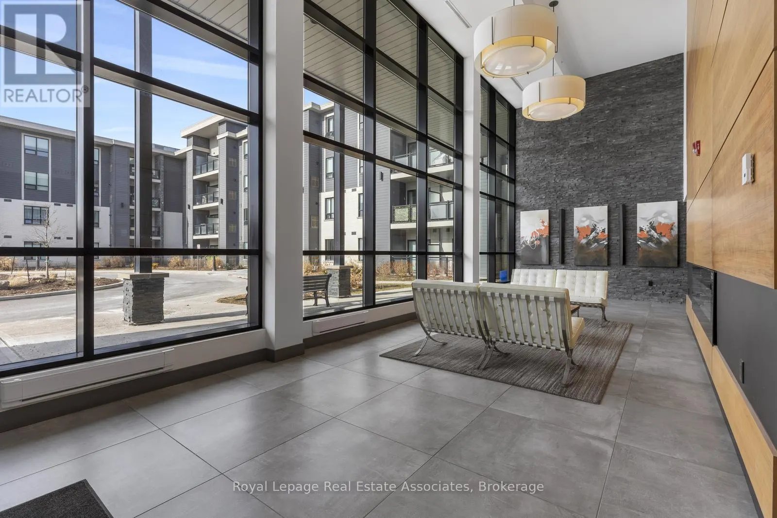 333 - 3170 ERIN MILLS PARKWAY