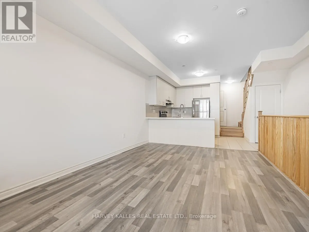 11 - 2255 MCNAB LANE