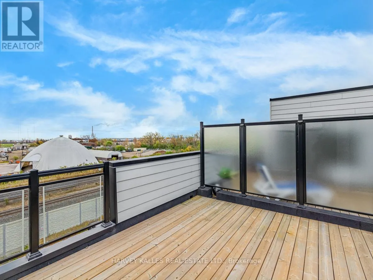 11 - 2255 MCNAB LANE