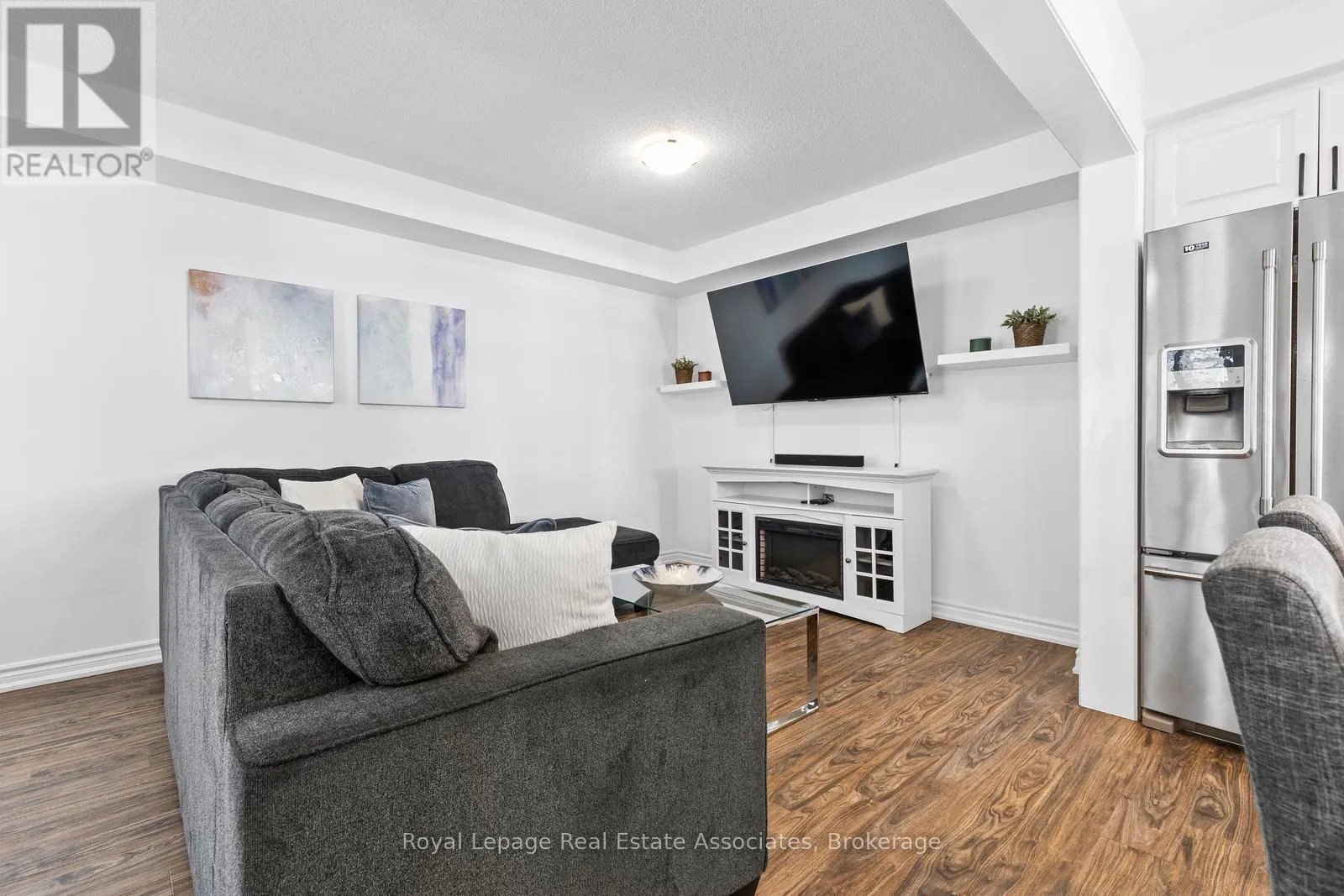 1266 HOP PLACE