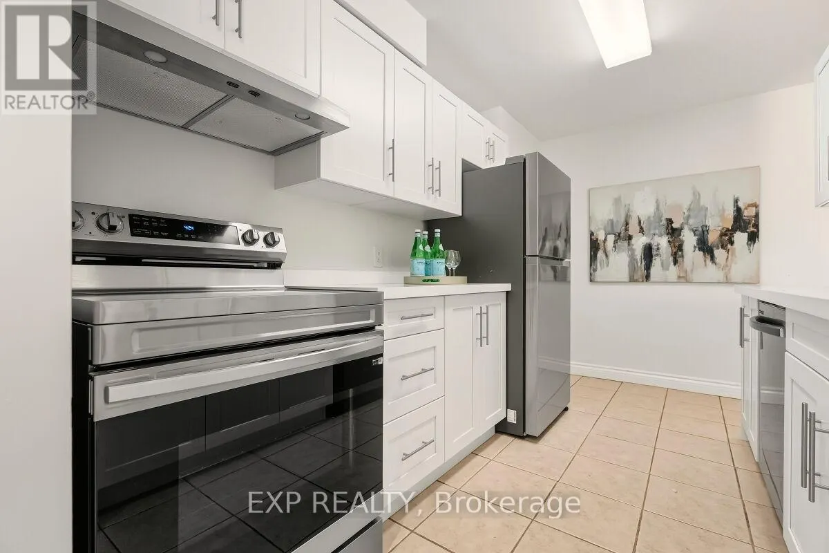 217 - 35 TRAILWOOD DRIVE