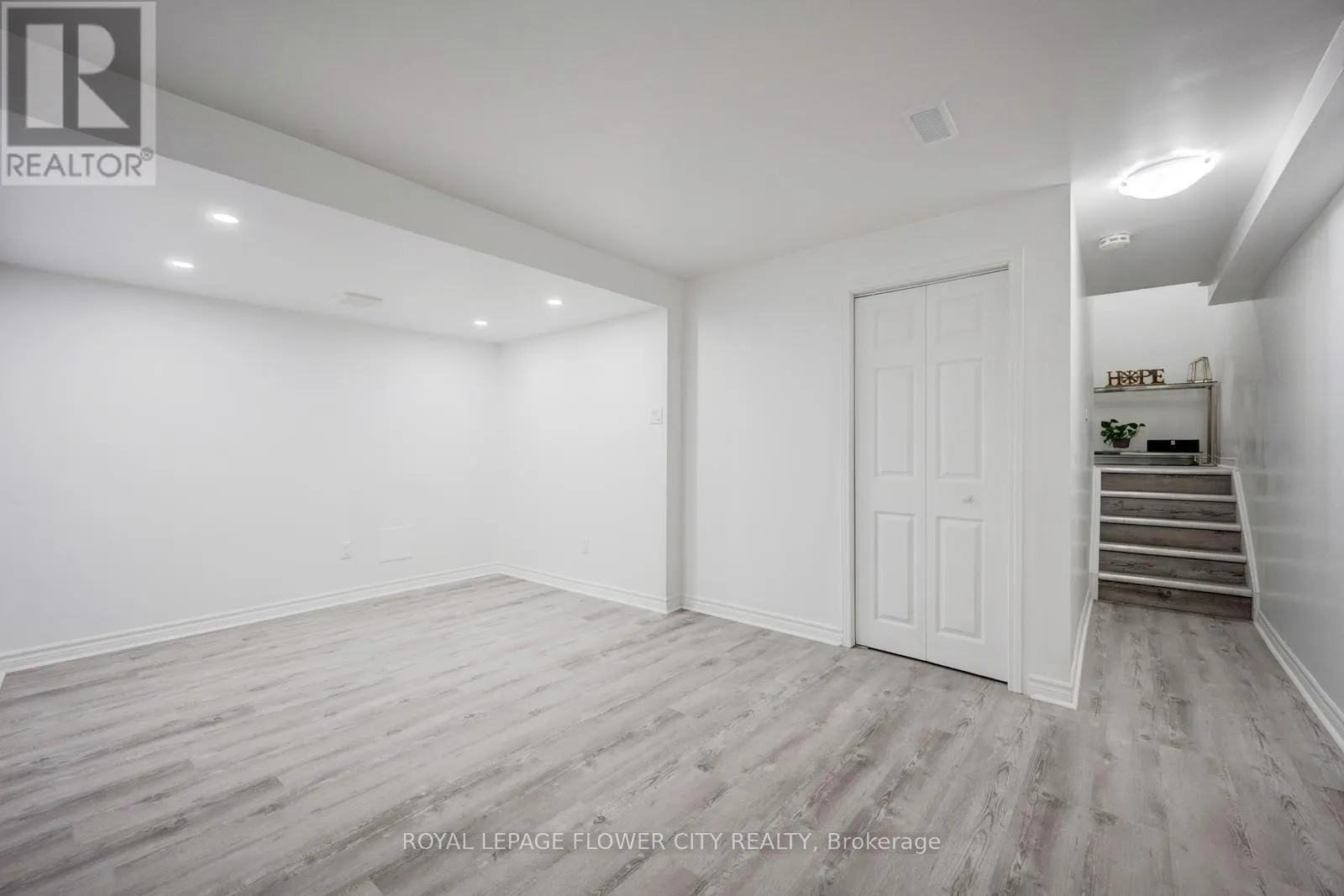 607 ROSSELLINI DRIVE