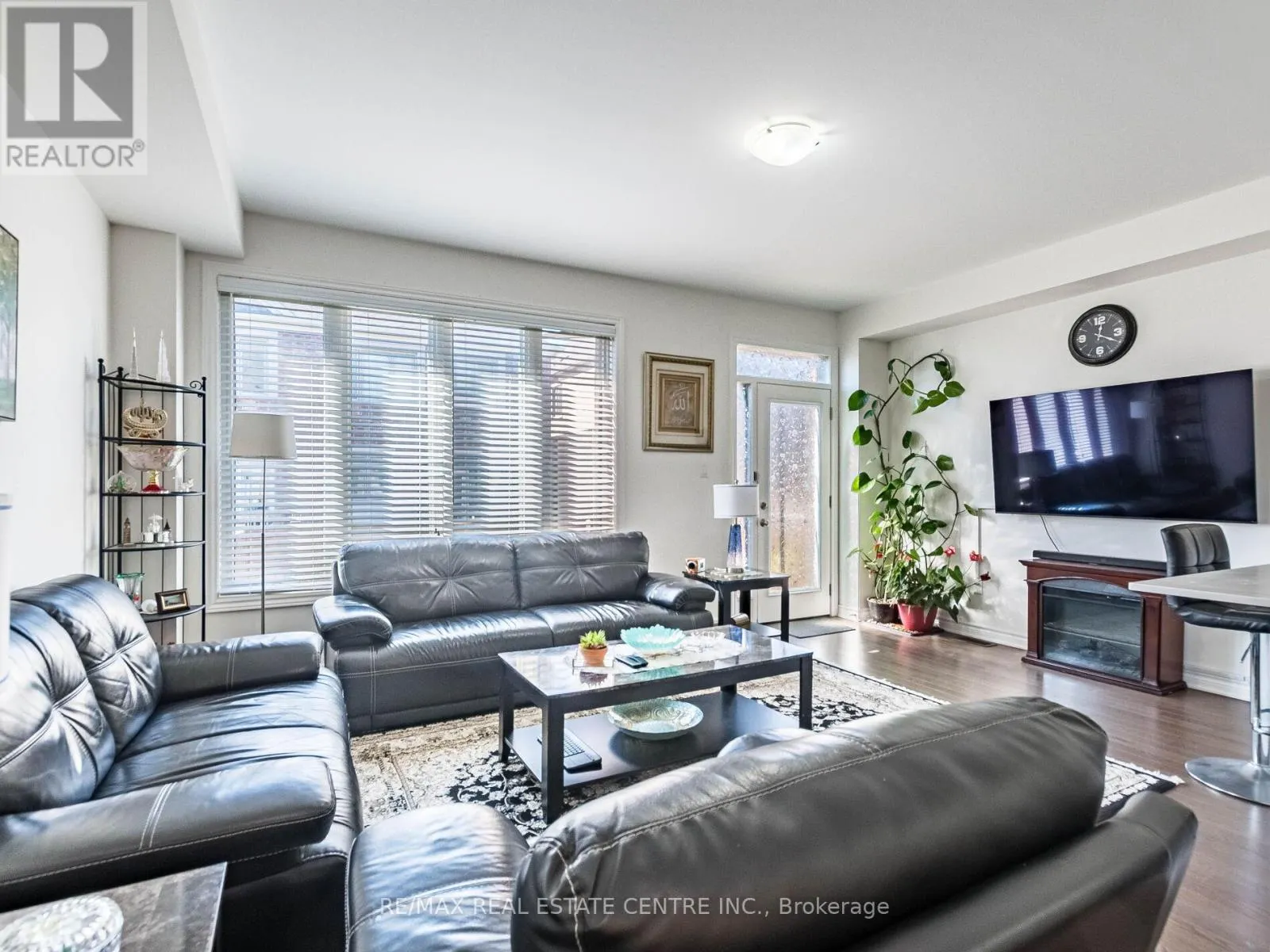 1157 RESTIVO LANE