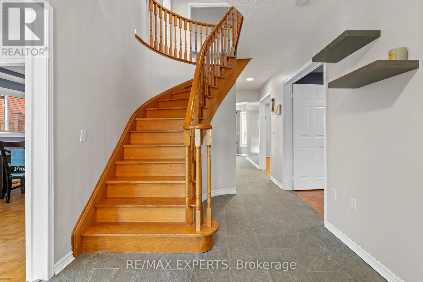 8 STRAWBERRY HILL COURT