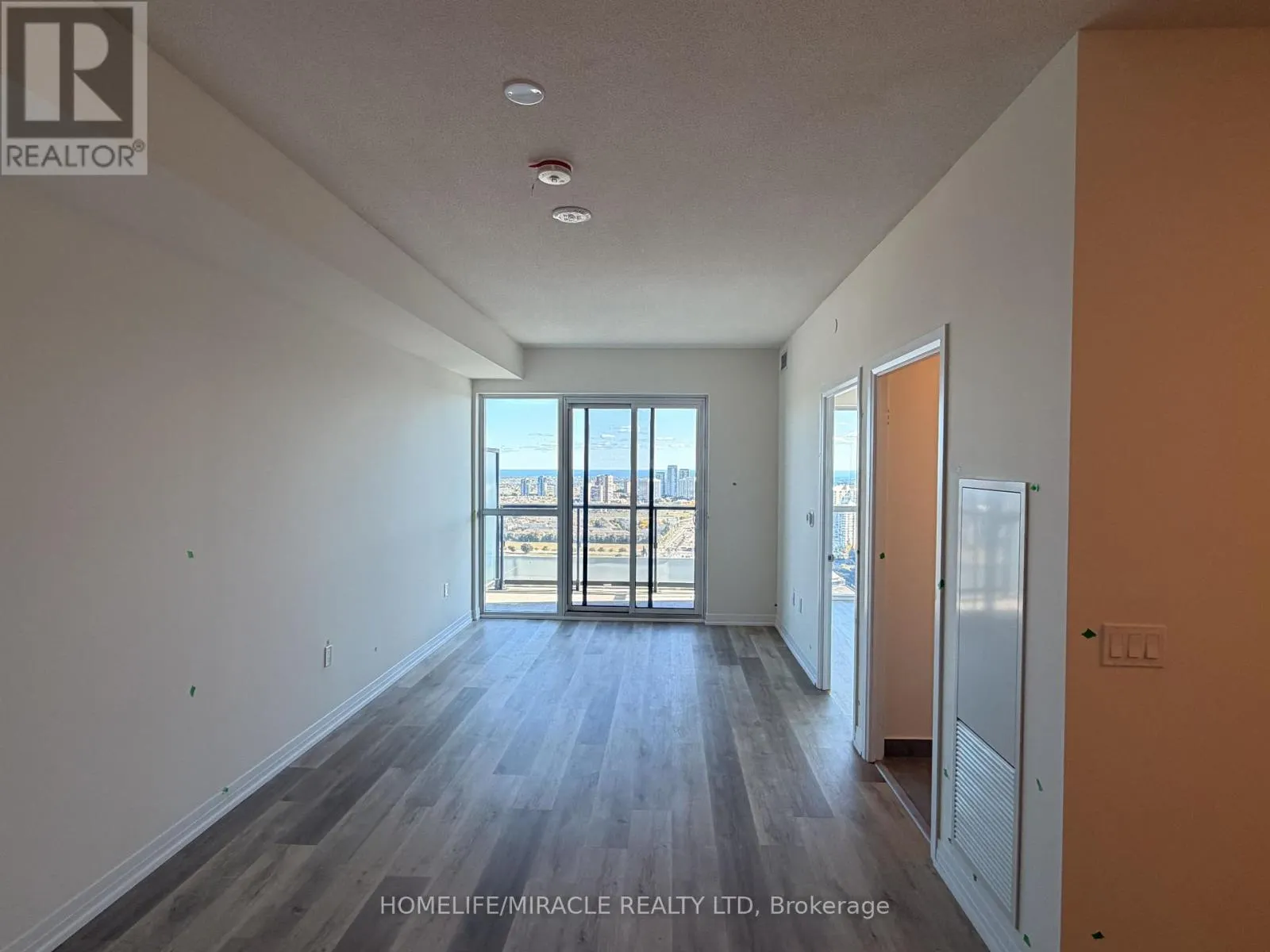 2703 - 15 WATERGARDEN DRIVE
