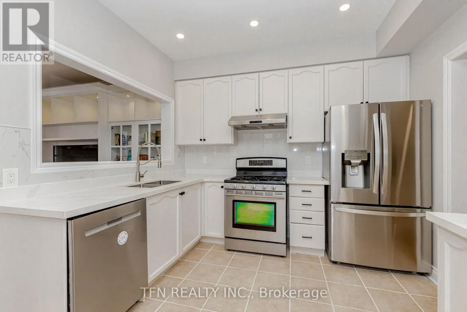 7108 GABLEHURST CRESCENT