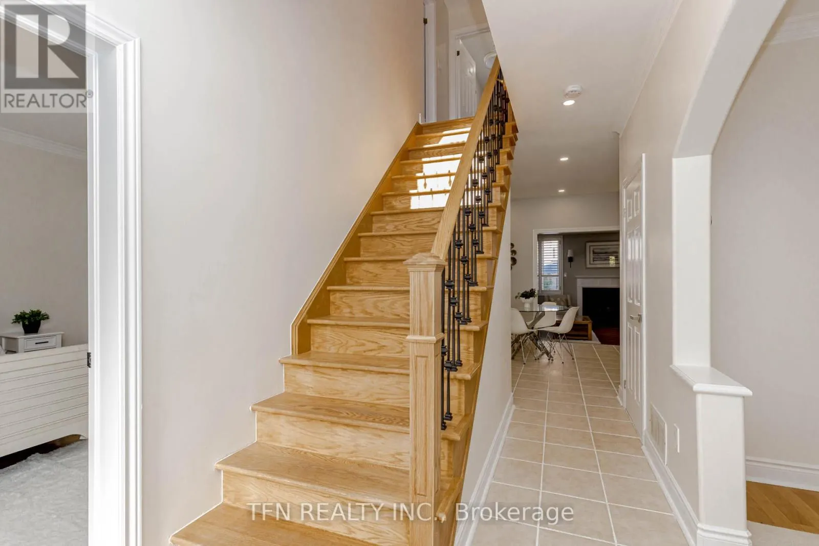 7108 GABLEHURST CRESCENT