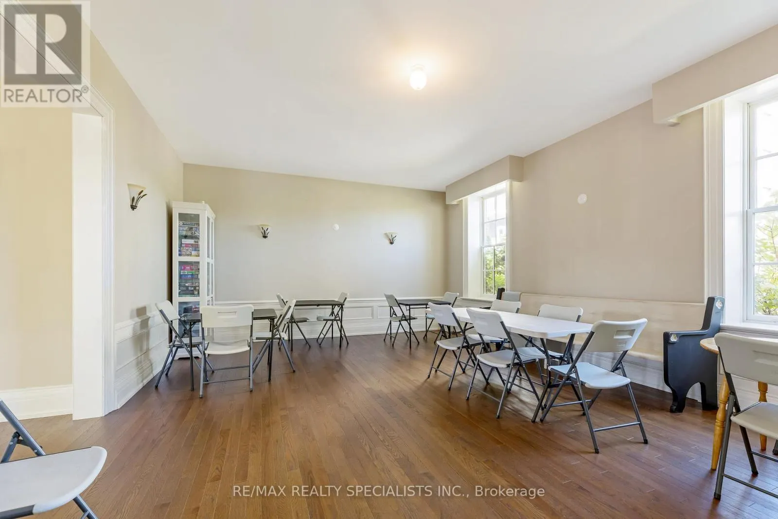 609 - 33 WHITMER STREET