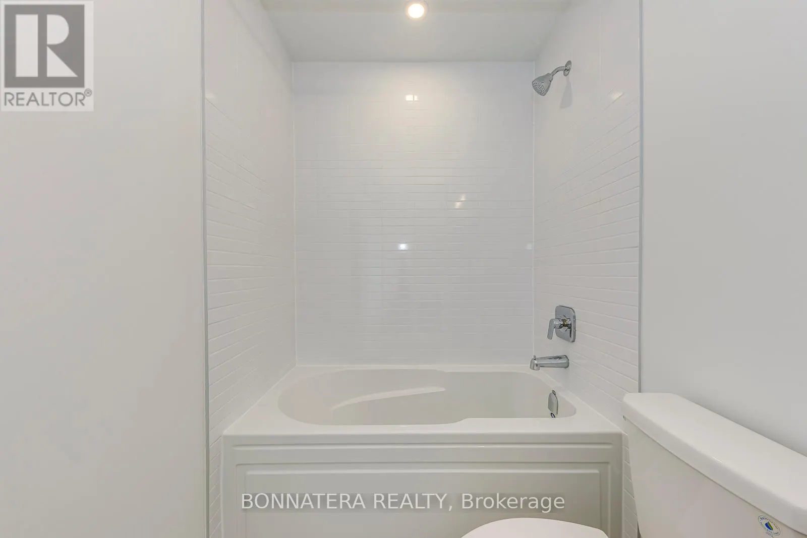 106 - 3250 CARDING MILL TRAIL