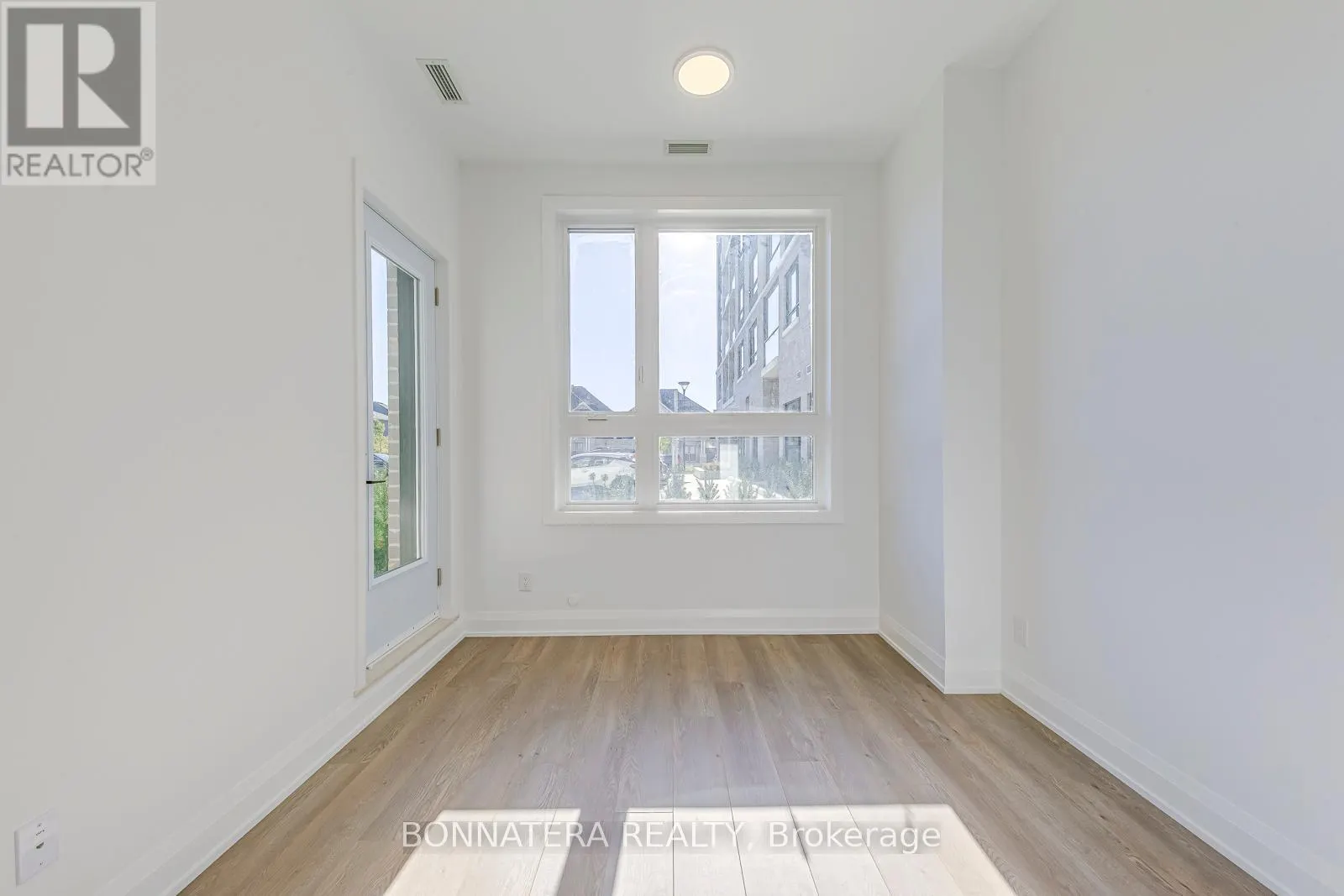 106 - 3250 CARDING MILL TRAIL