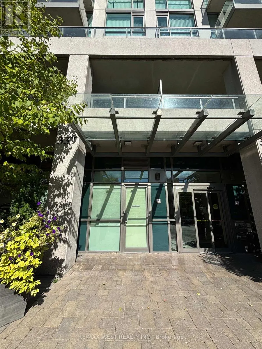 701 - 339 RATHBURN ROAD W