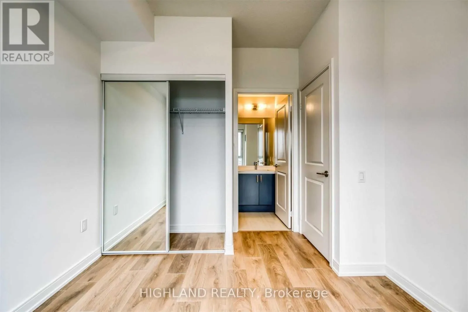 1120 - 8 NAHANI WAY