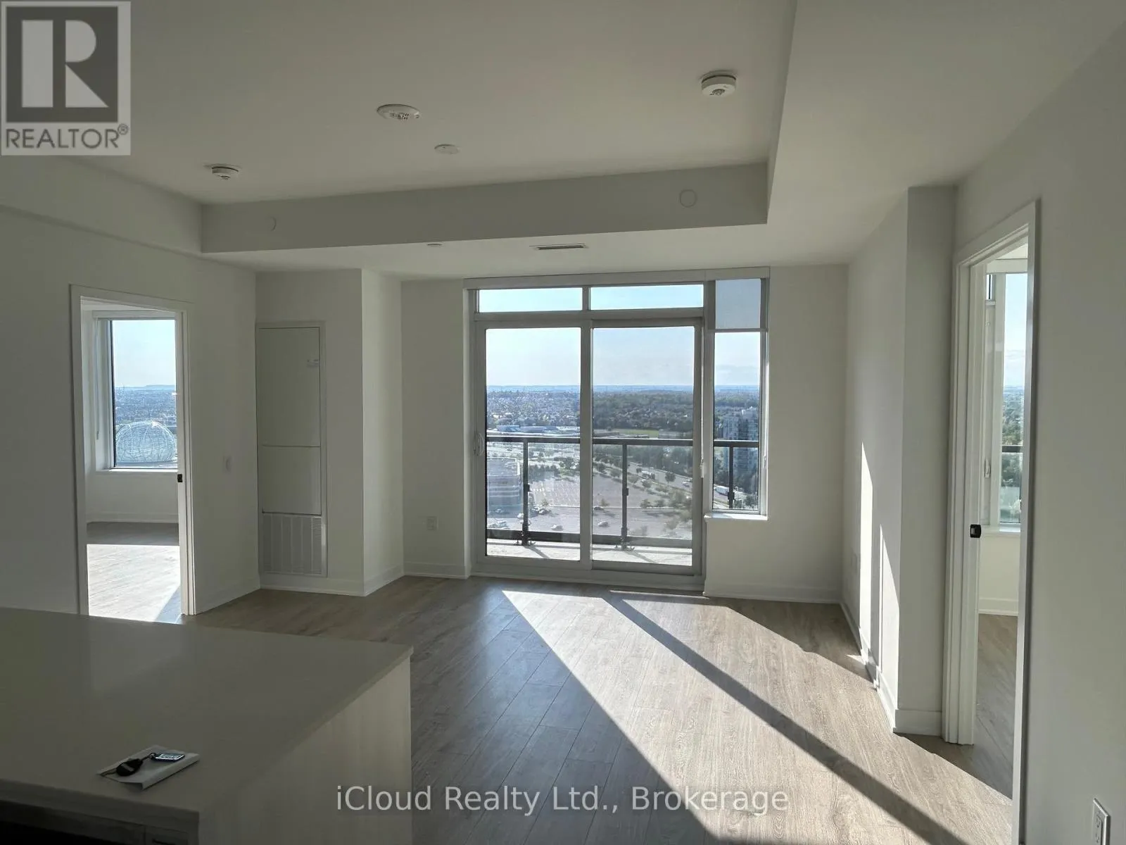 1908 - 2495 EGLINTON AVENUE W