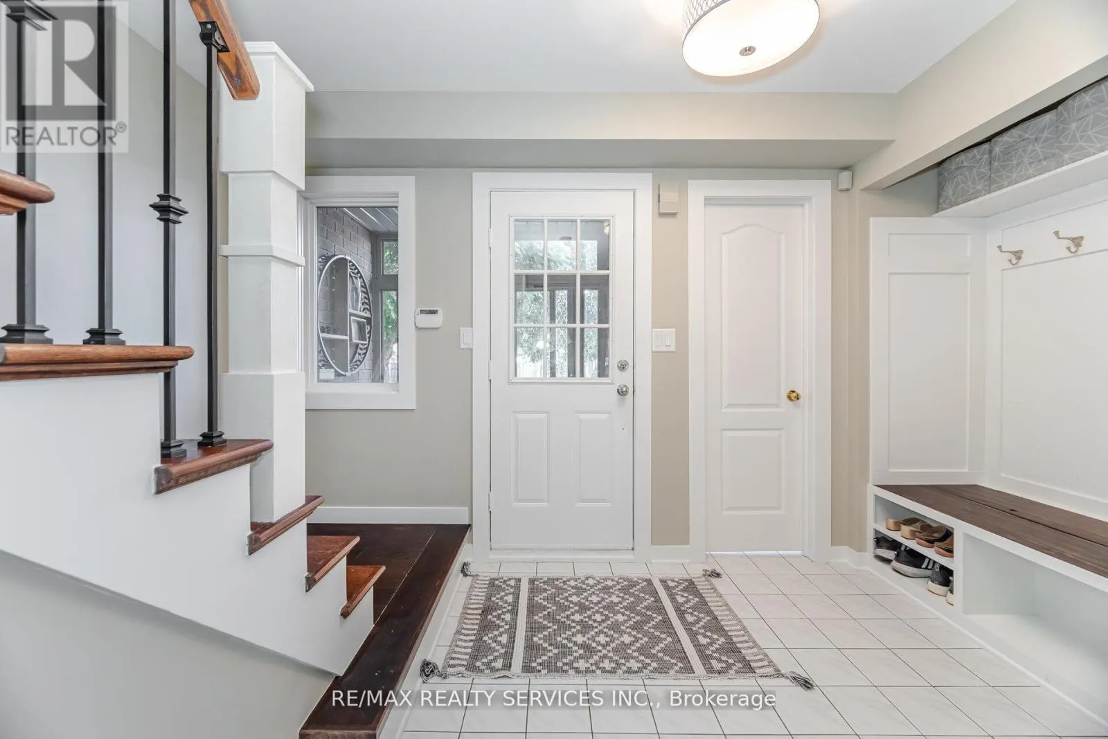 10 DEER CREEK PLACE