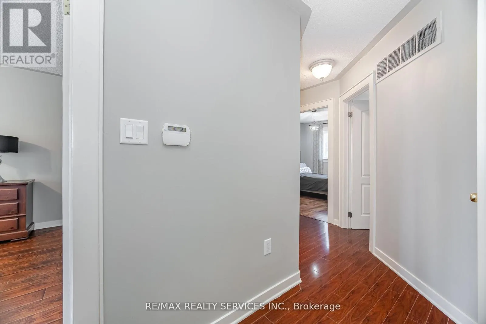 10 DEER CREEK PLACE