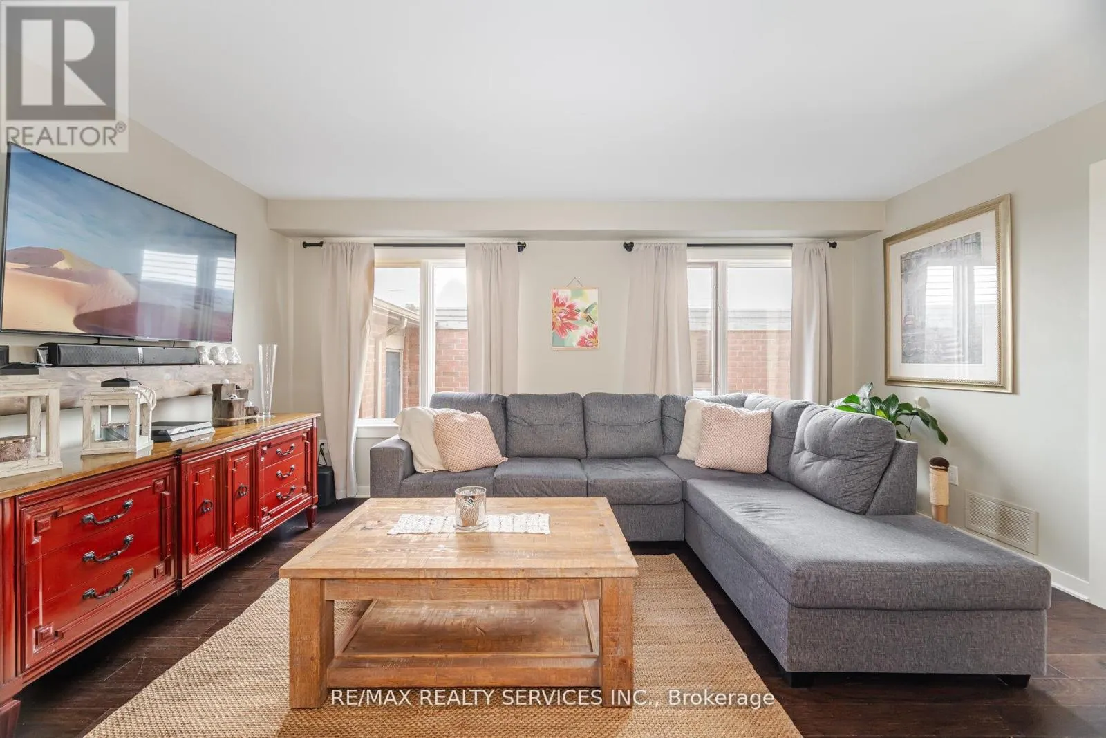 10 DEER CREEK PLACE