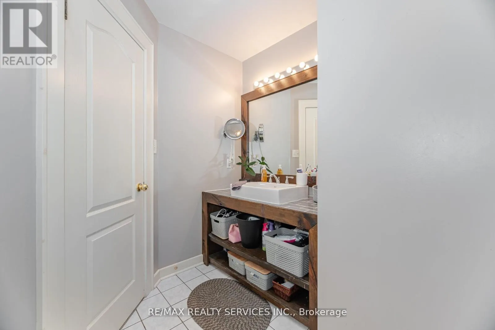 10 DEER CREEK PLACE