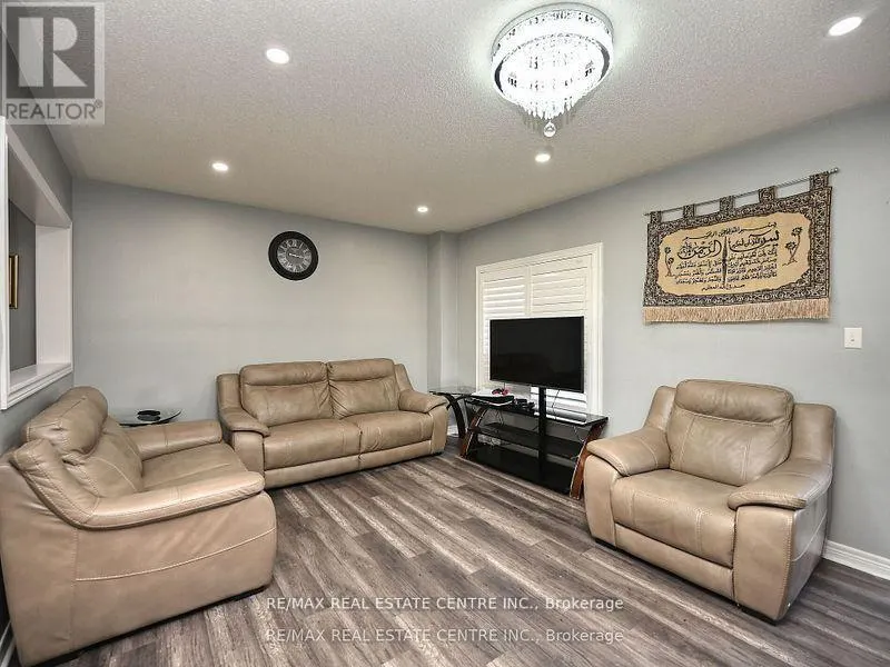 1162 TUPPER DRIVE