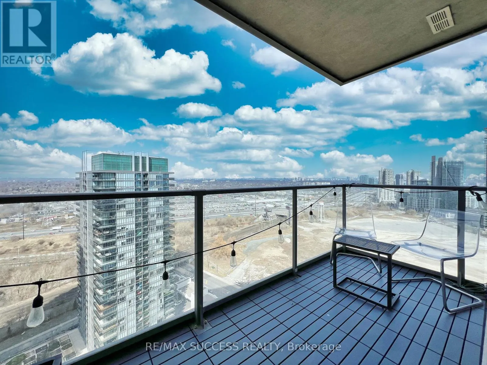 2707 - 36 PARK LAWN ROAD