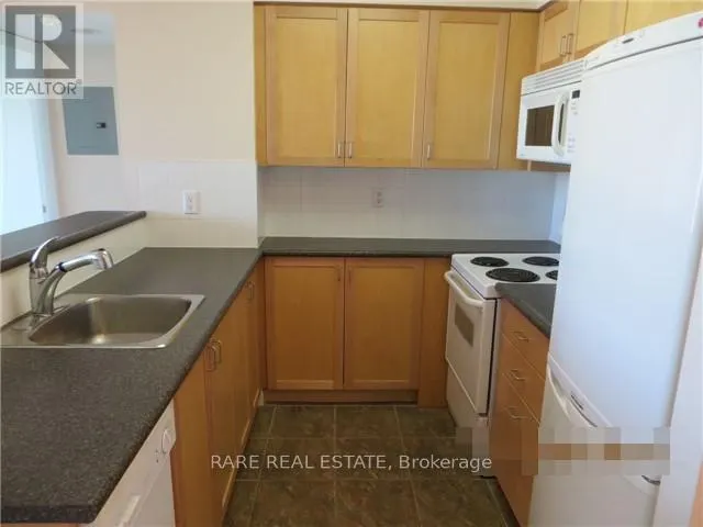 1404 - 2121 LAKESHORE BOULEVARD W