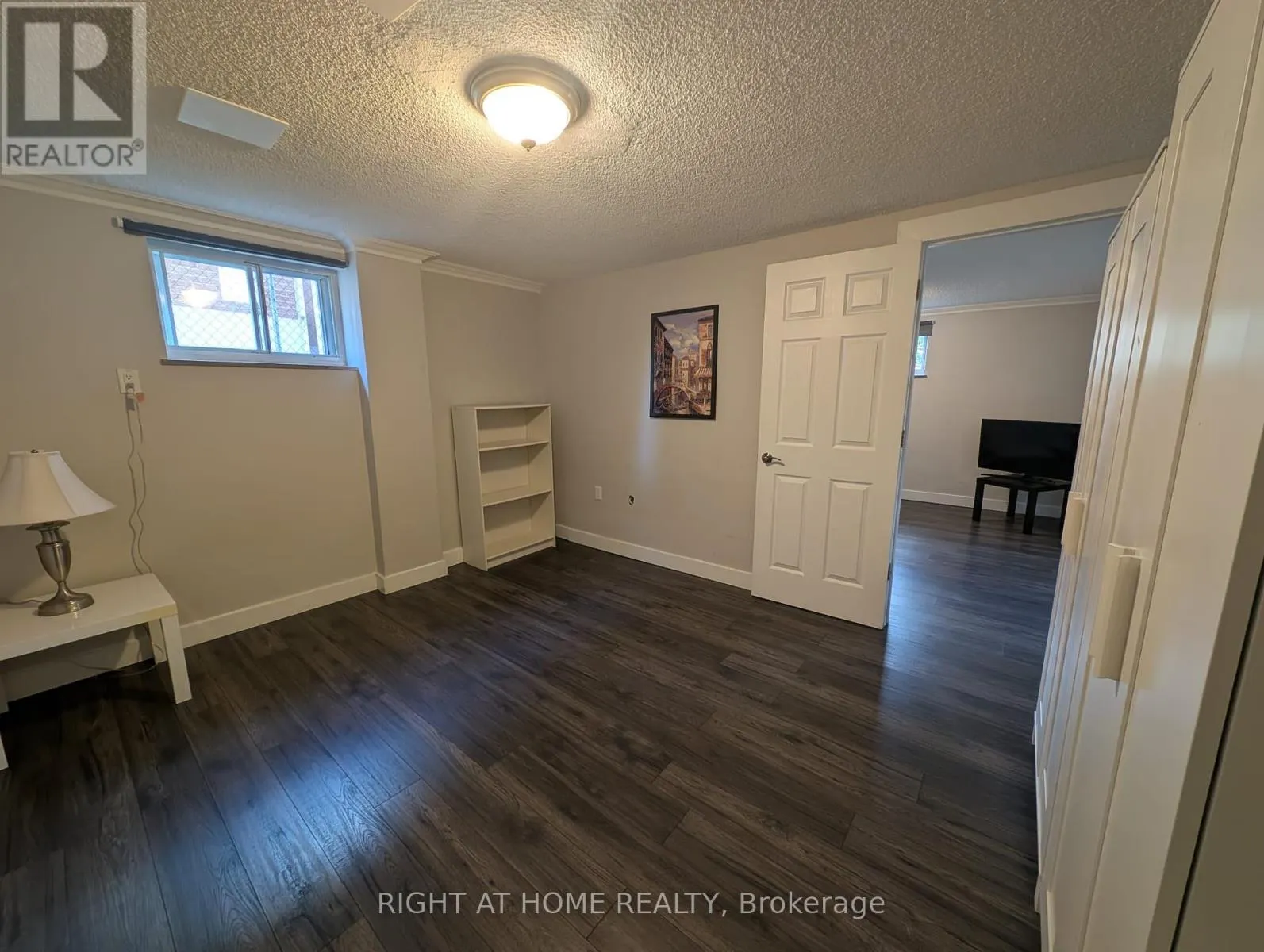 BASEMENT - 30 WATNEY CRESCENT