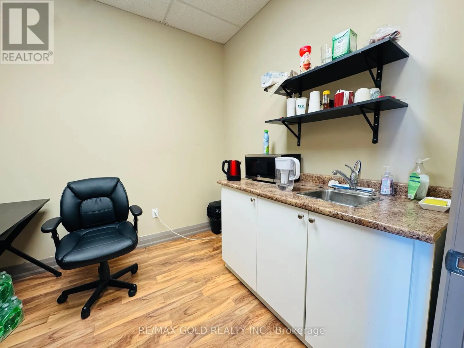 121A- 122A - 2980 DREW ROAD