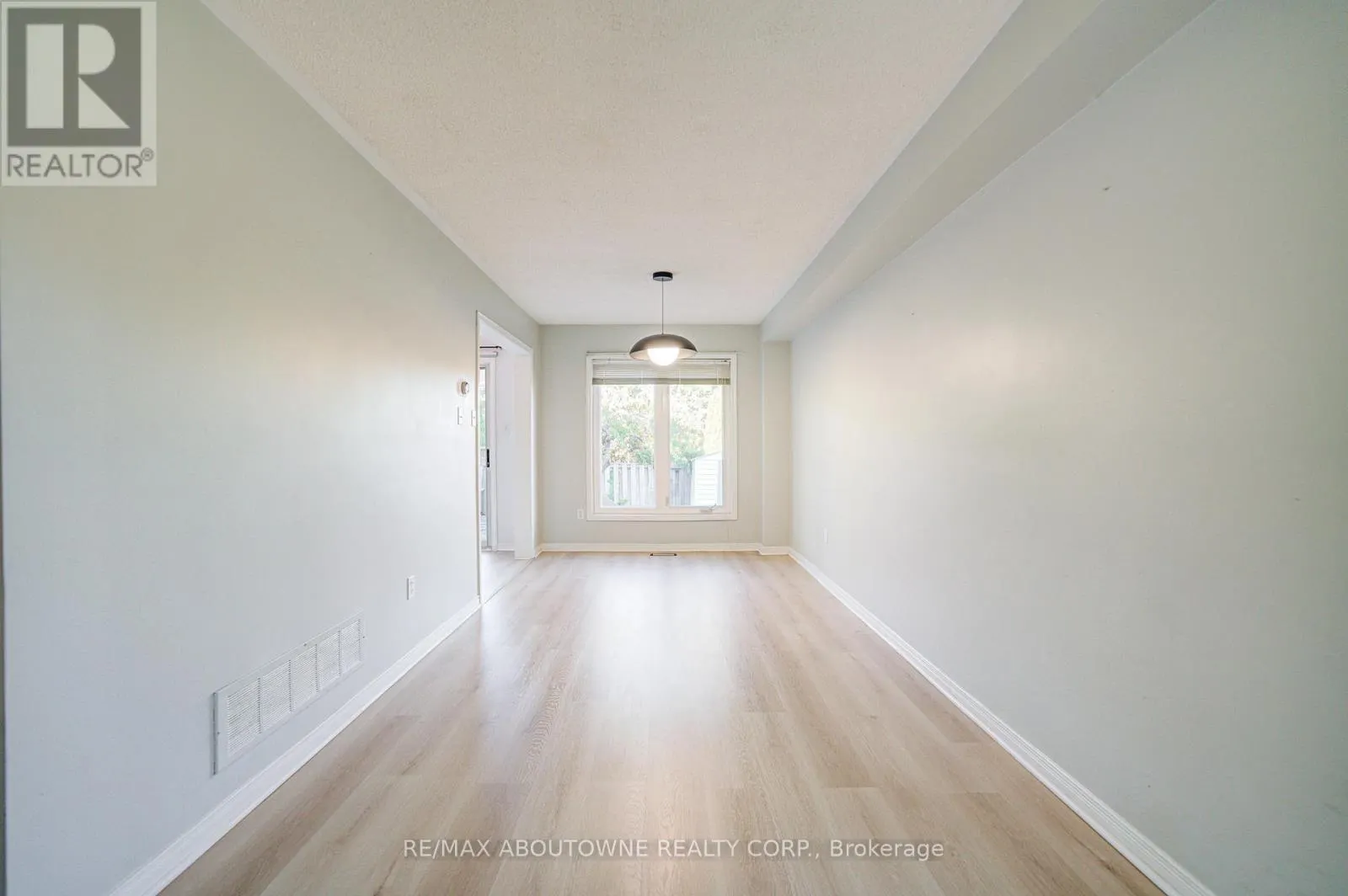 2211 DALE RIDGE DRIVE