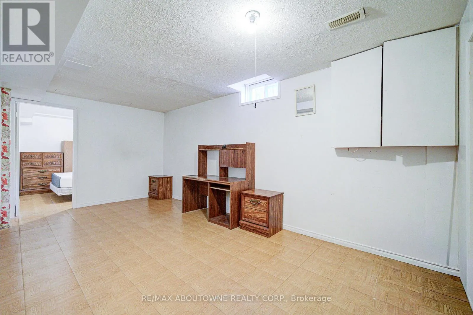 2211 DALE RIDGE DRIVE