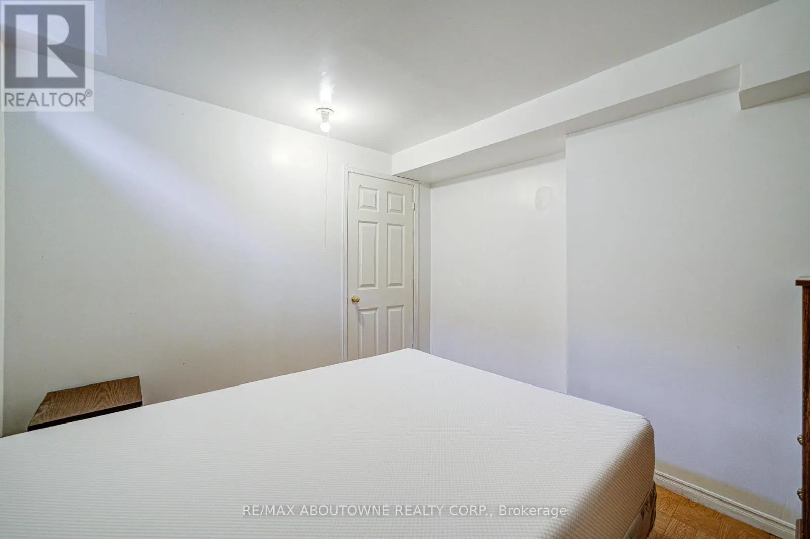 2211 DALE RIDGE DRIVE