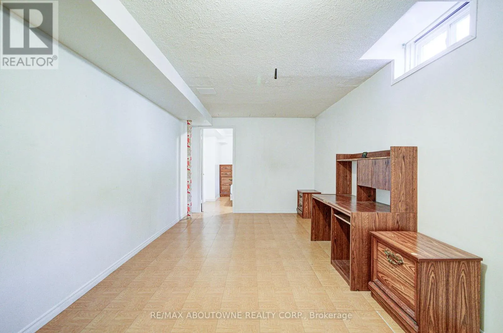 2211 DALE RIDGE DRIVE