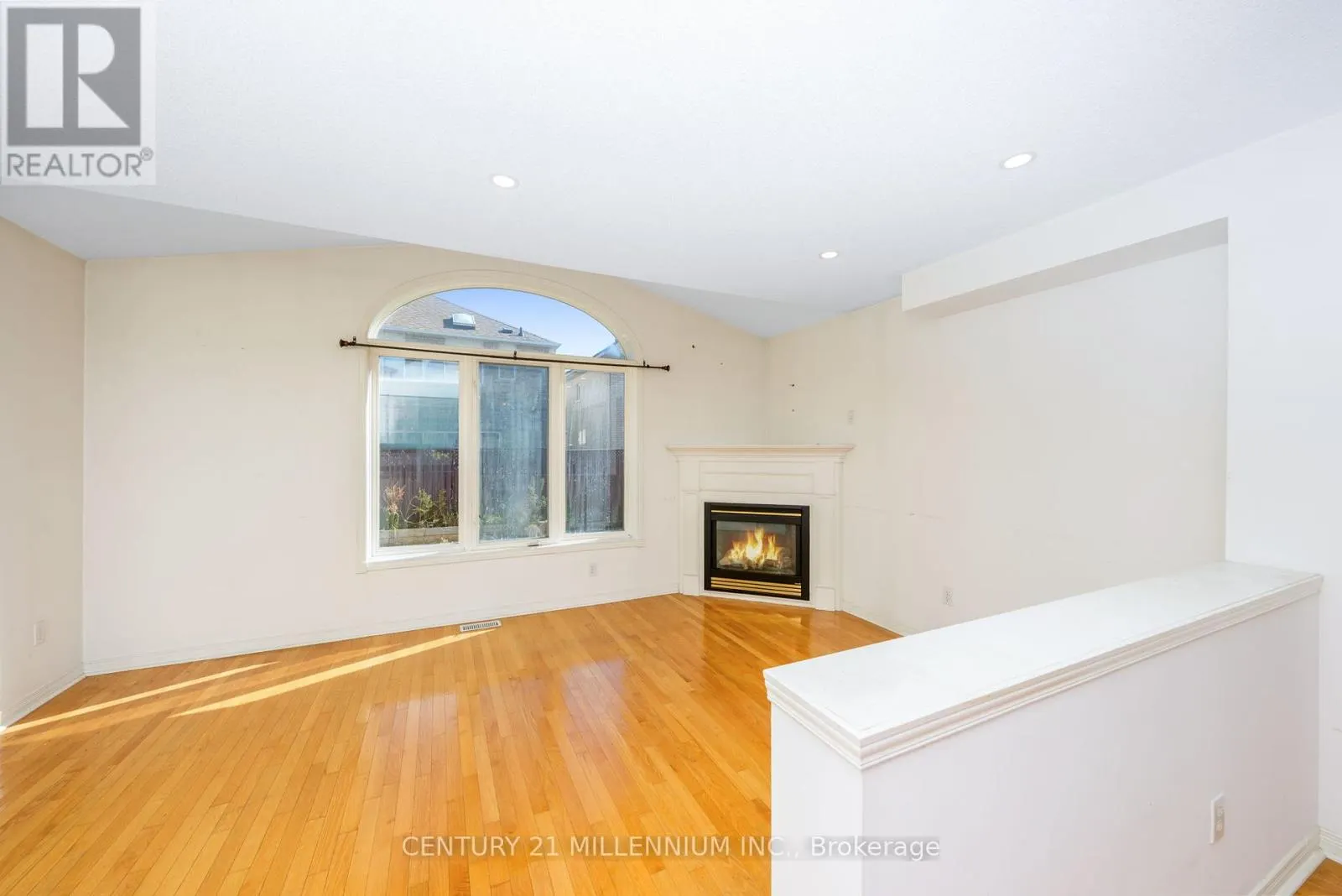 87 HEARTLEAF CRESCENT