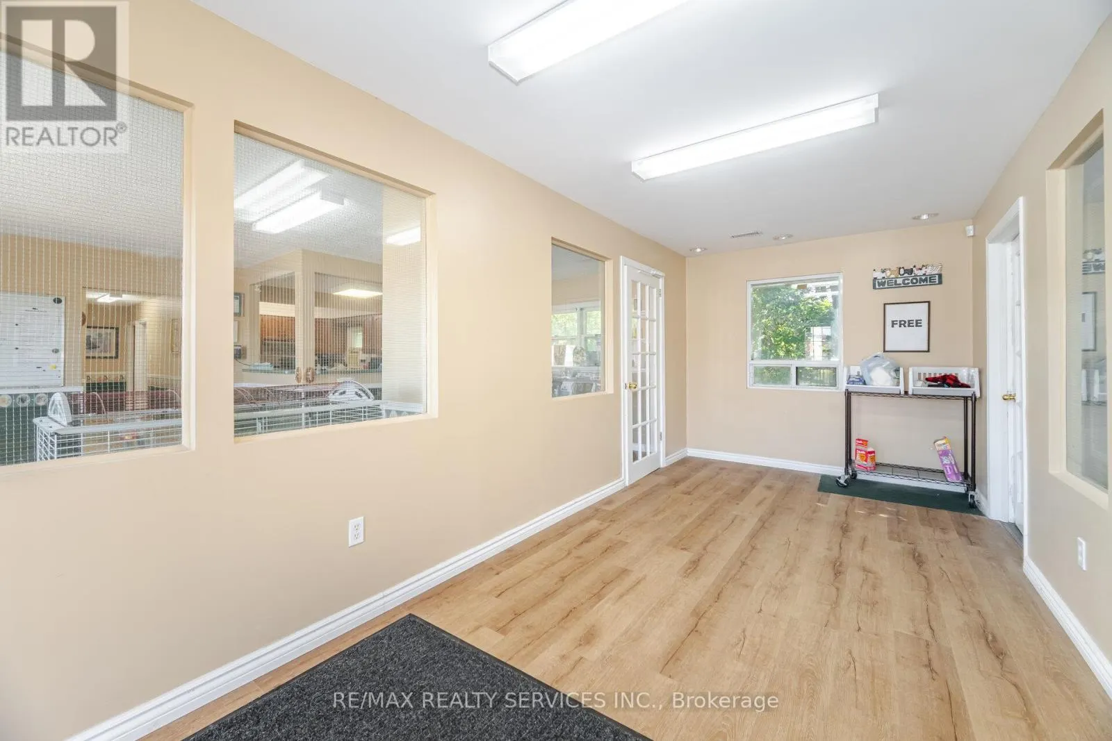 5330 CREDITVIEW ROAD