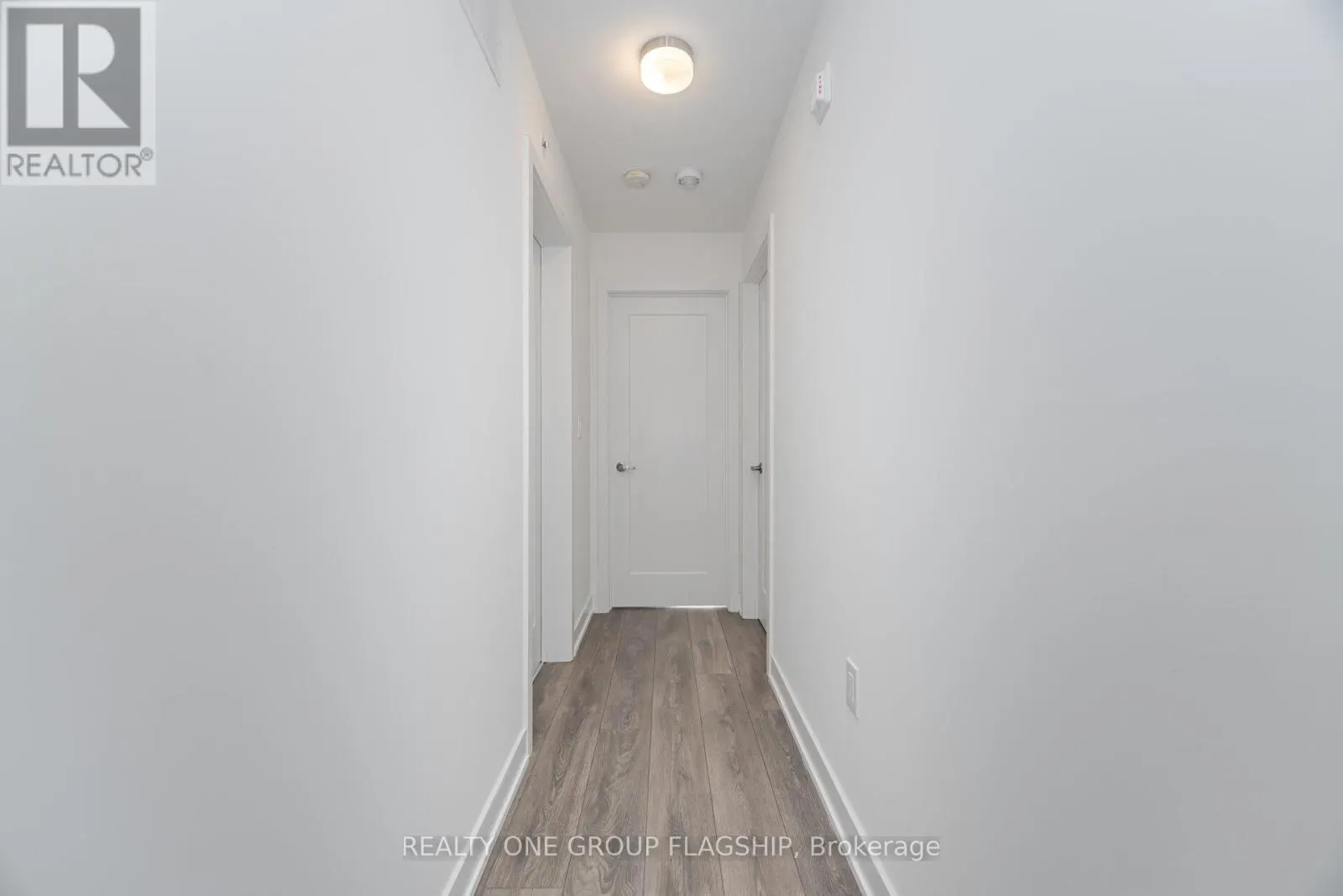 27 - 3476 WIDDICOMBE WAY W
