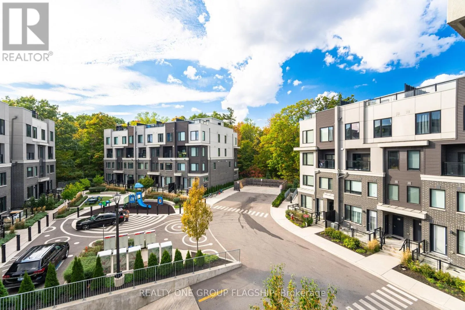27 - 3476 WIDDICOMBE WAY W