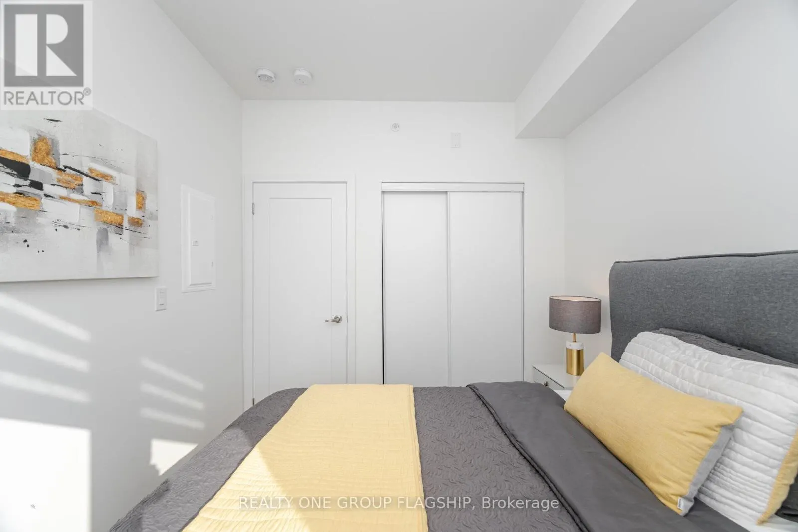 27 - 3476 WIDDICOMBE WAY W