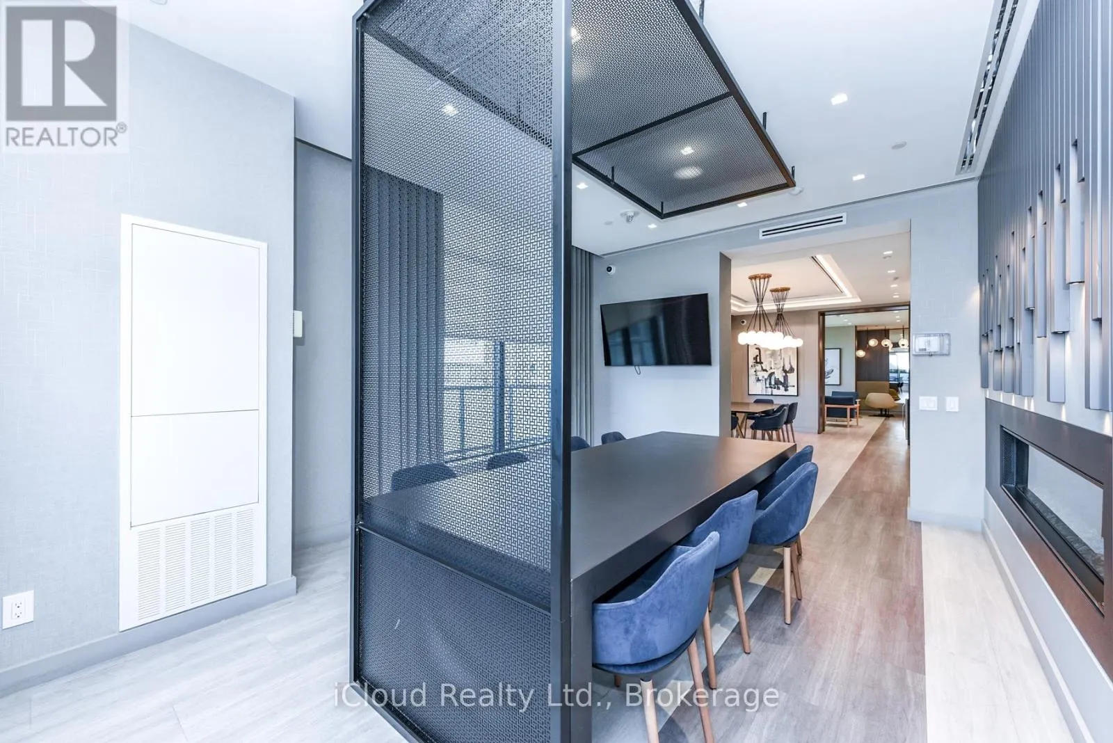 1201 - 30 SAMUEL WOOD WAY