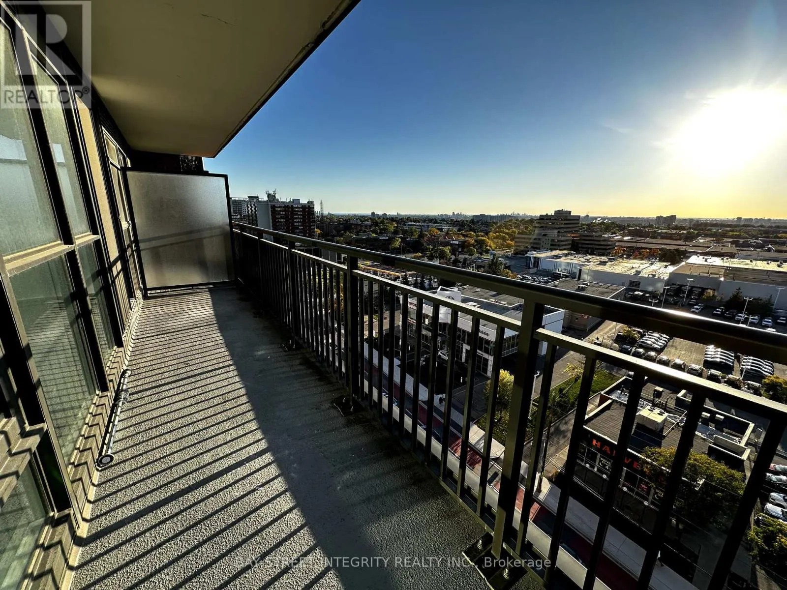 1102 - 3091 DUFFERIN STREET