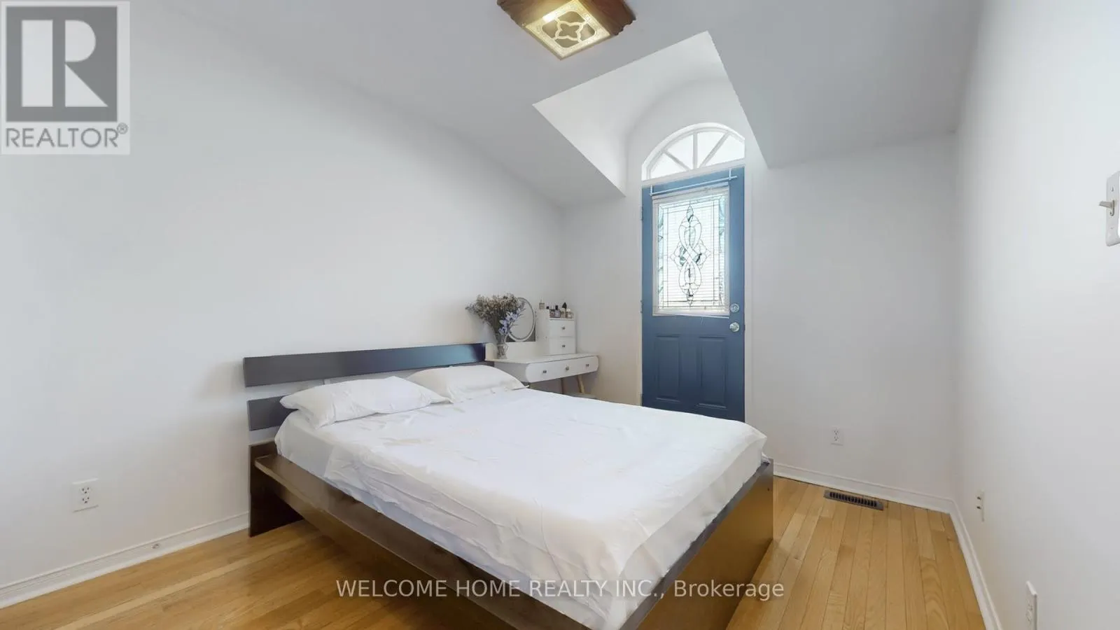 33 FRED YOUNG DRIVE
