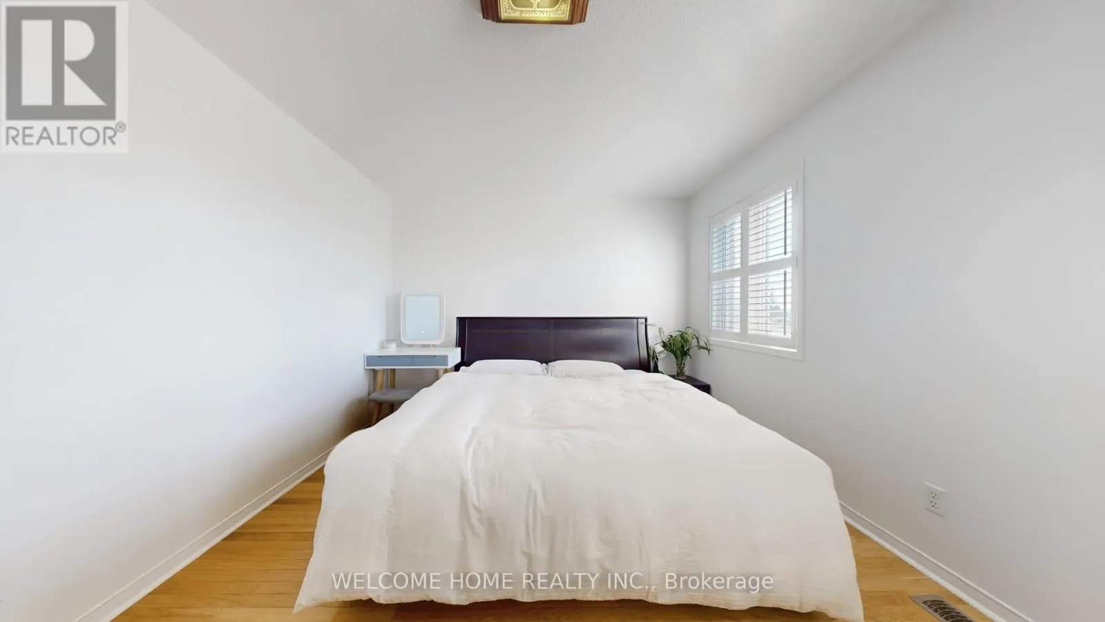 33 FRED YOUNG DRIVE