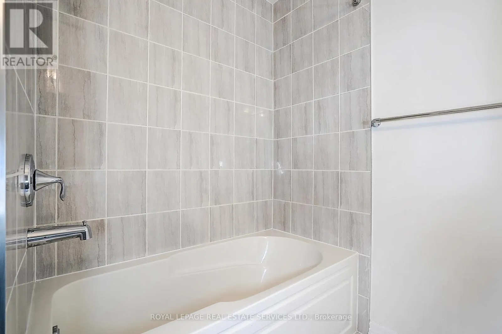 3353 CARDING MILL TRAIL