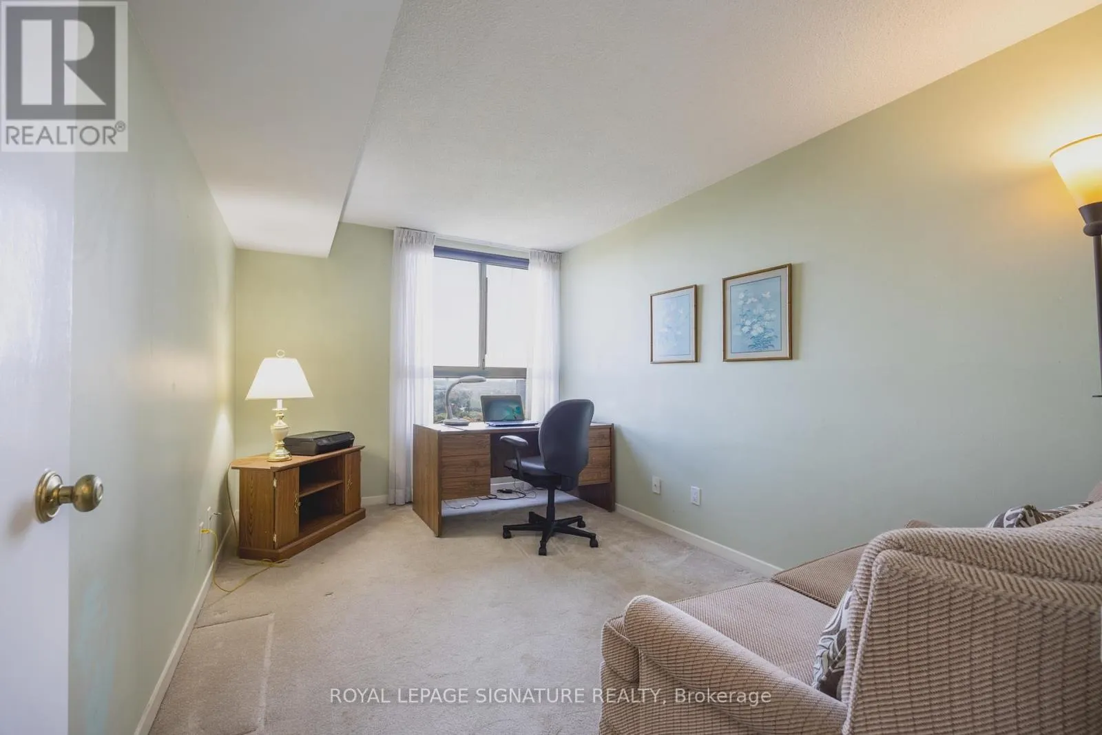 1405 - 1300 BLOOR STREET