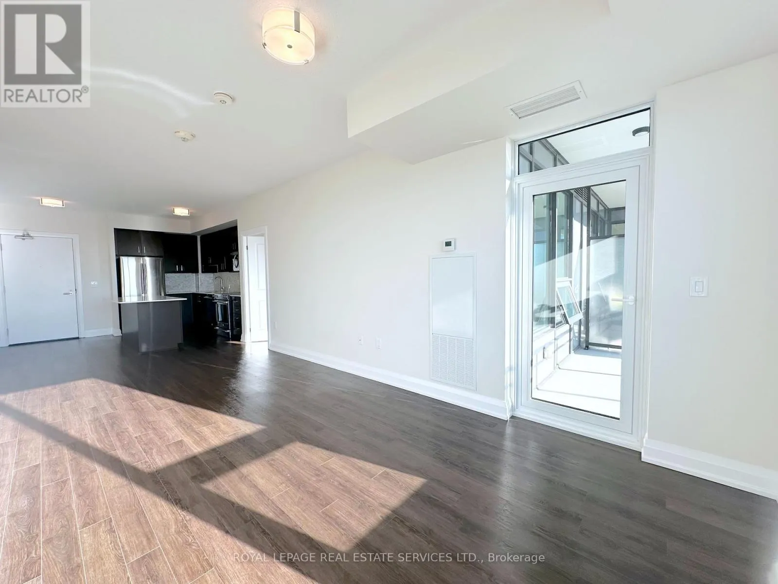 1009 - 2333 TAUNTON ROAD